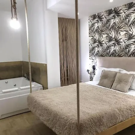 Love hotel Giuliano Jacuzzi *
